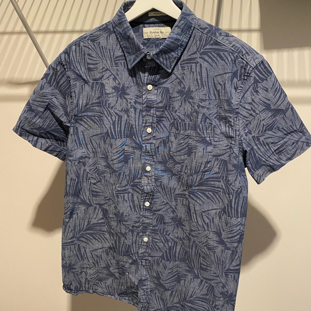 Blue Palm Print Button Down - L